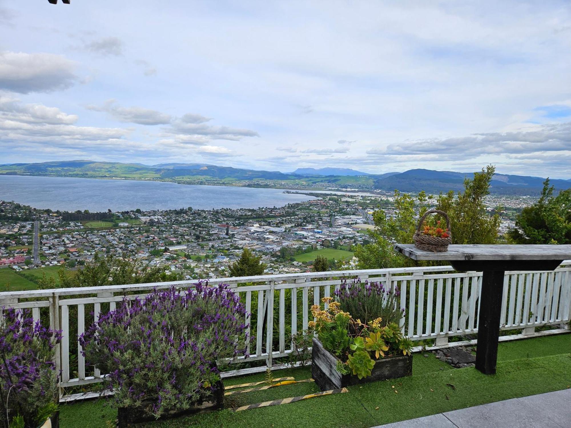 Aorangi Mountain Lodge Rotorua Kültér fotó