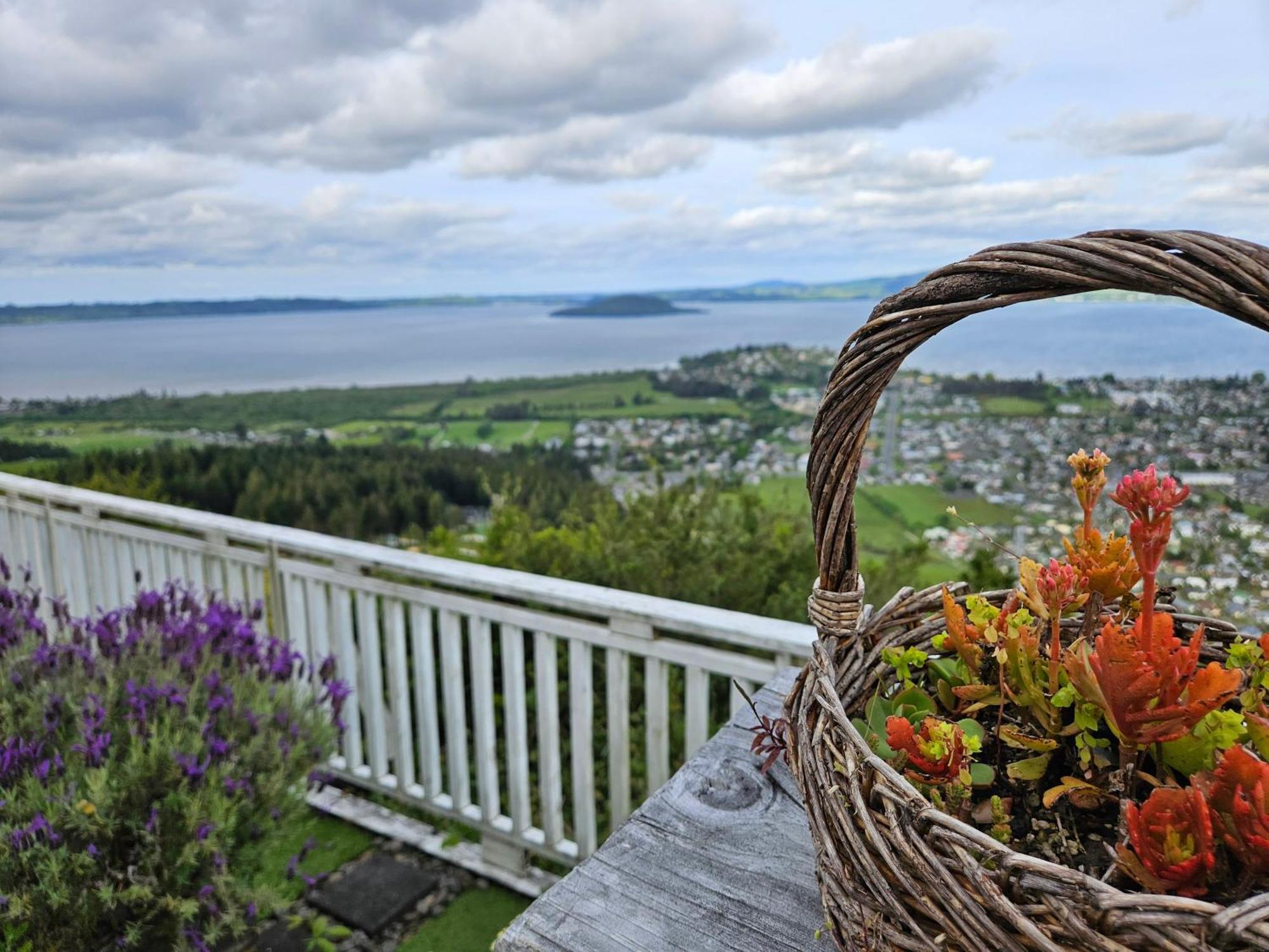 Aorangi Mountain Lodge Rotorua Kültér fotó